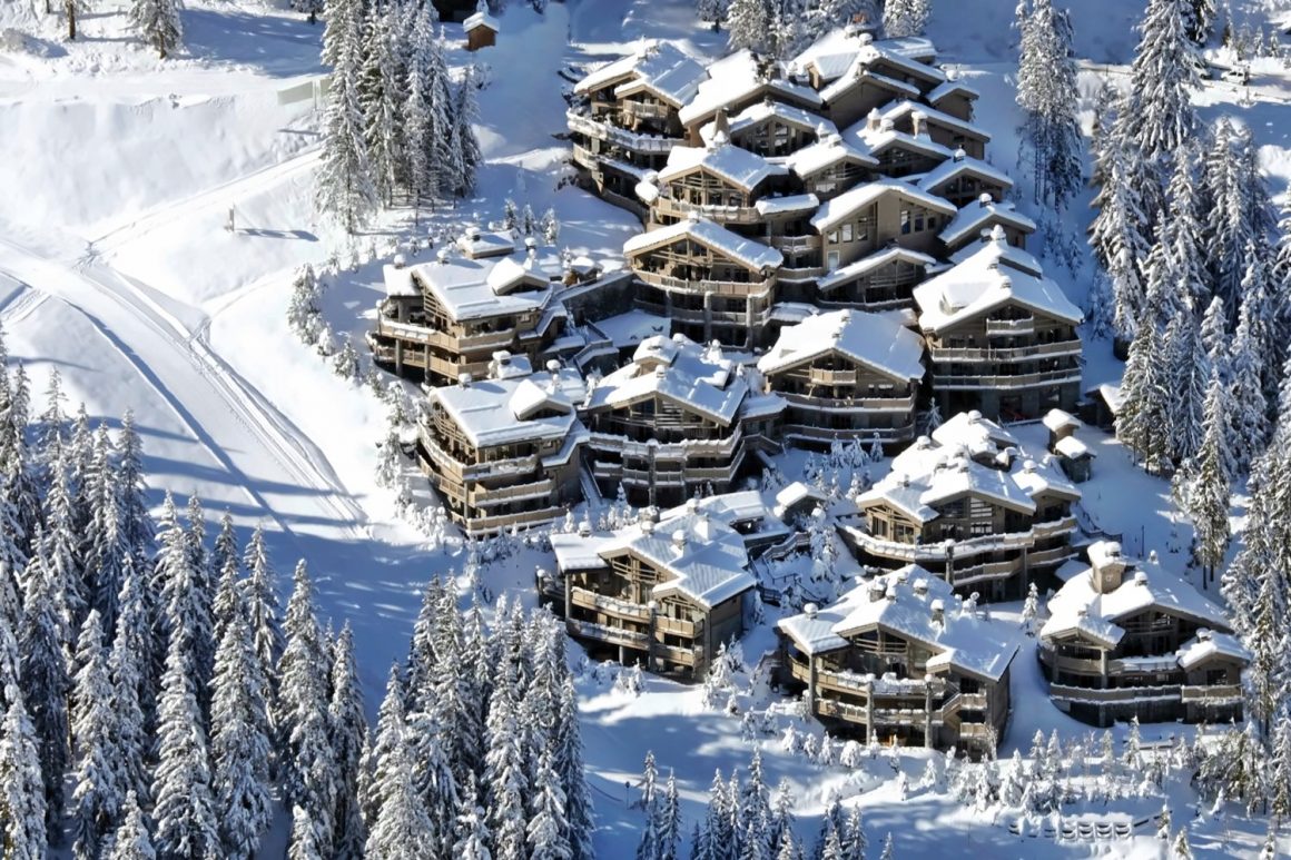 Luxury Ski Resorts In Europe For 2024 Winter Luxurious Hotels   Le K2 Palace 17 1160x773 